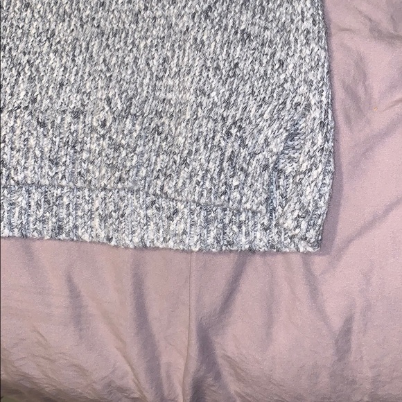 Super cute & stylish sweater!!! - Picture 4 of 5